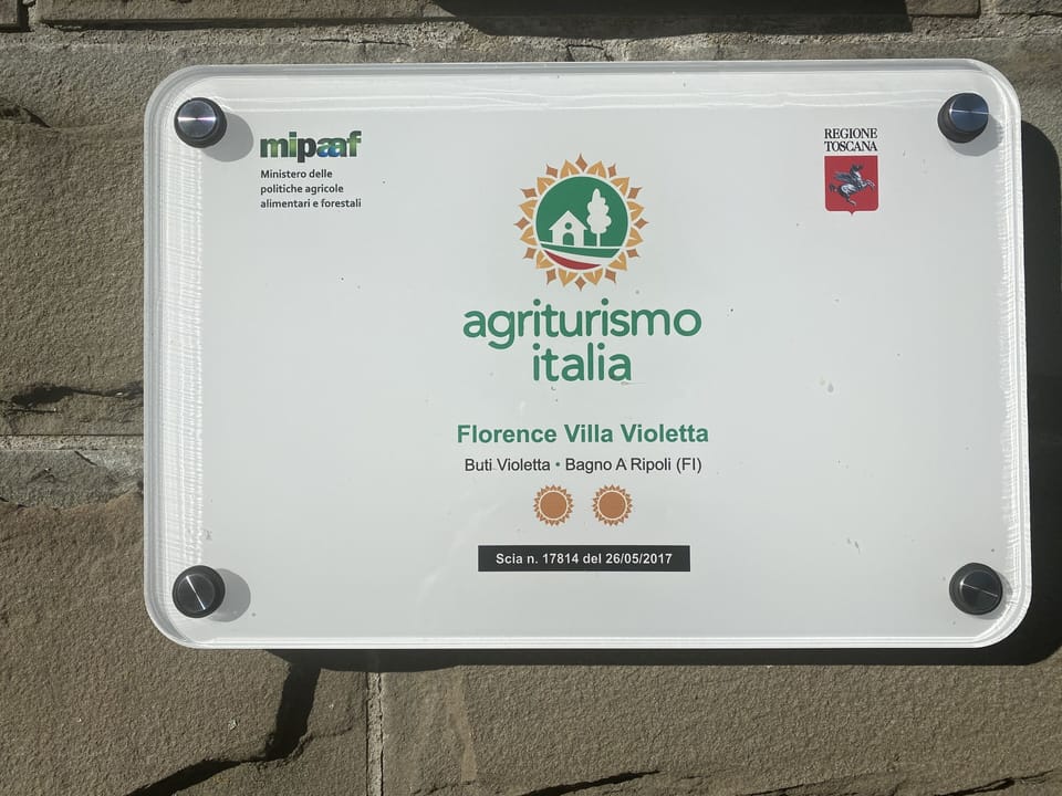 License as Agriturismo (farmhouse) granted by the municipality