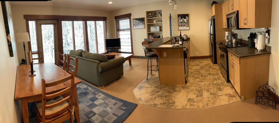 Living Room & Kitchen