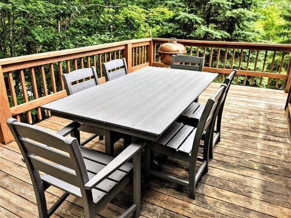 Deck Sitting
