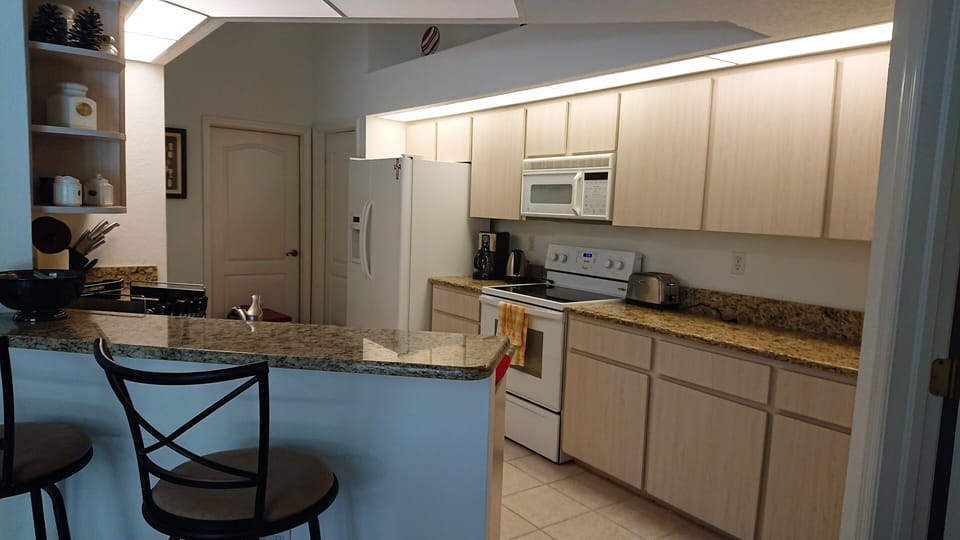 Fully equipped kitchen