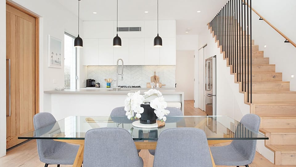 Enjoy gourmet dining with loved ones in our spacious, six-seat dining area