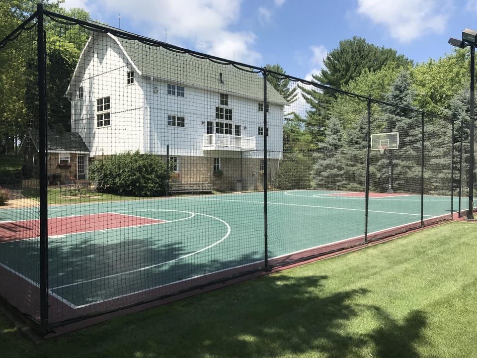Sport court