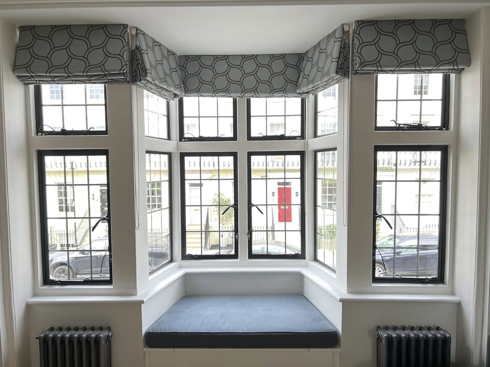 First floor lounge room