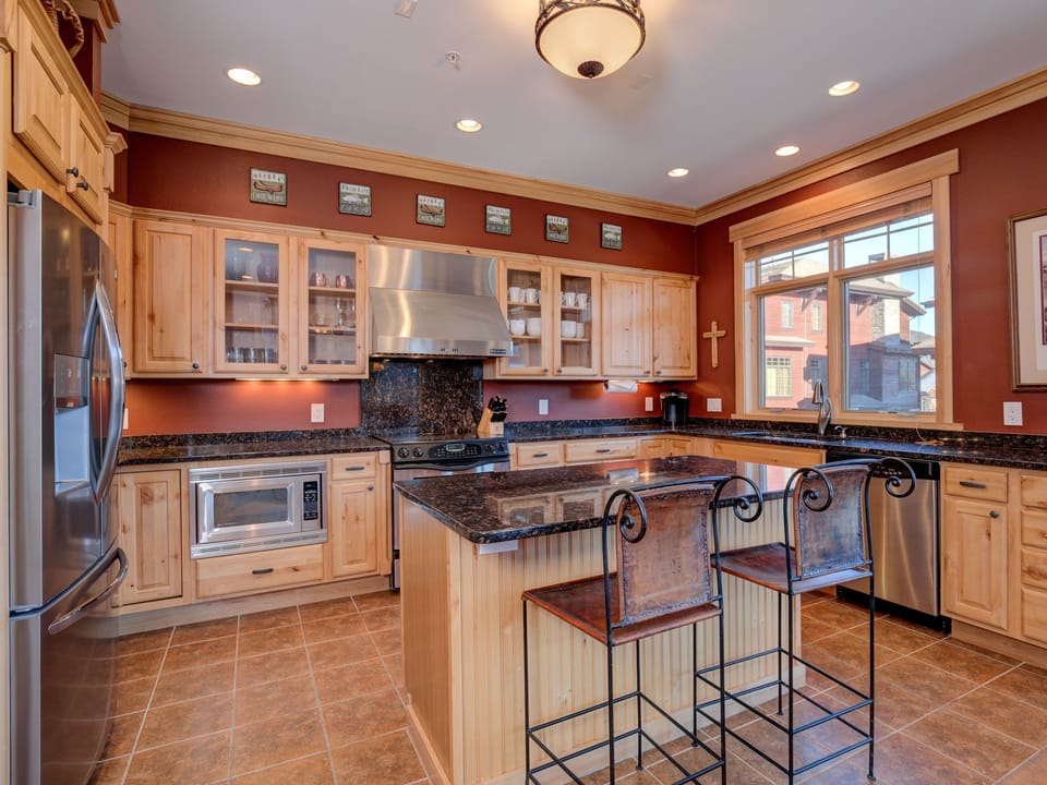 Spanish Peaks Condo 22 Kitchen, 2