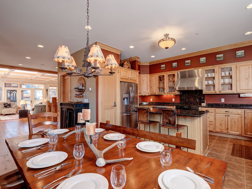 Spanish Peaks Condo 22 Dining, 2