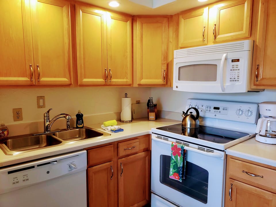 Fully upgraded and well-maintained kitchen

