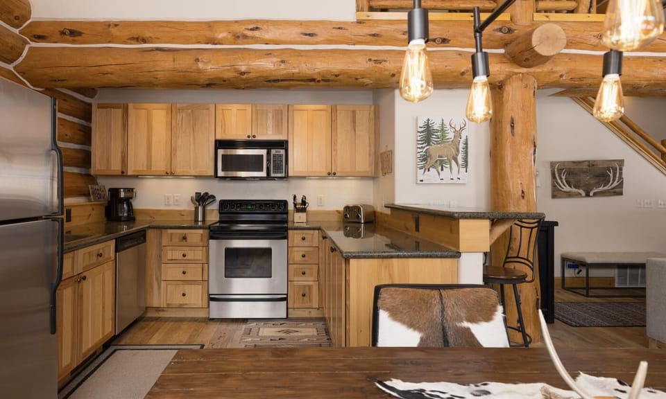 PR 10 Red Cloud kitchen3