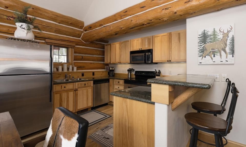 PR 10 Red Cloud kitchen1