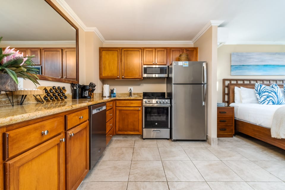 Fully Equipped and Stocked Kitchen