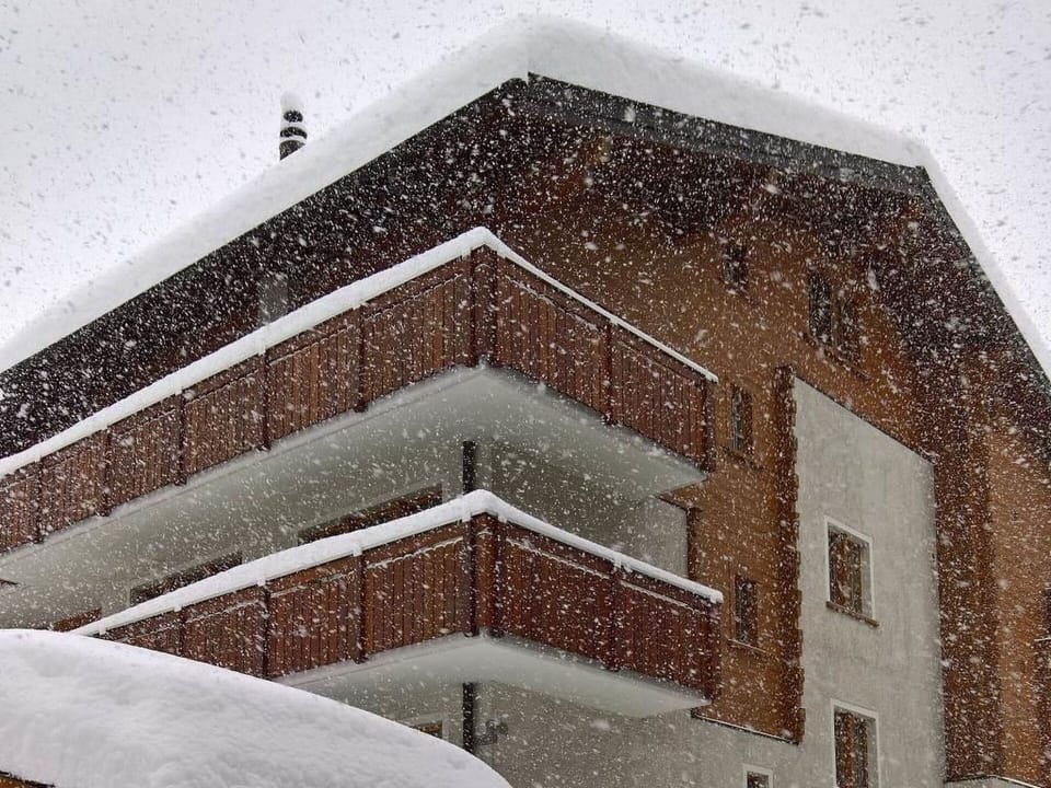 Building, Snow, World, Rectangle, Urban Design, Brick, Freezing, Window, Tree, Tints And Shades