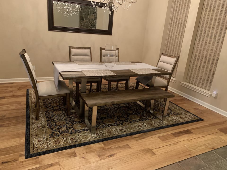 Formal dining 