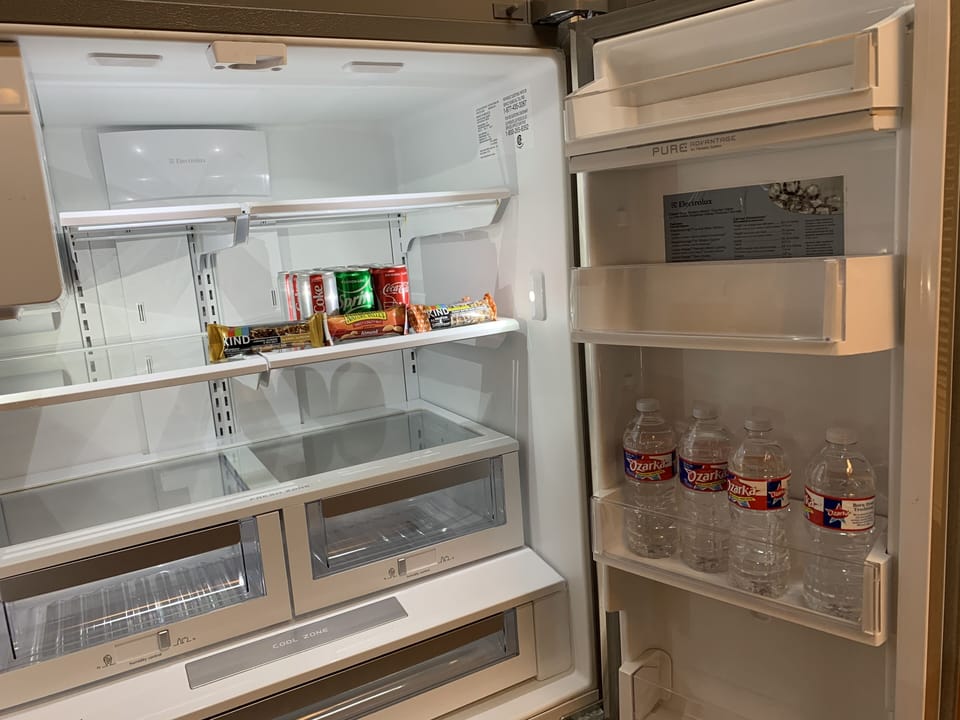 Complimentary snacks and beverages for all guest 