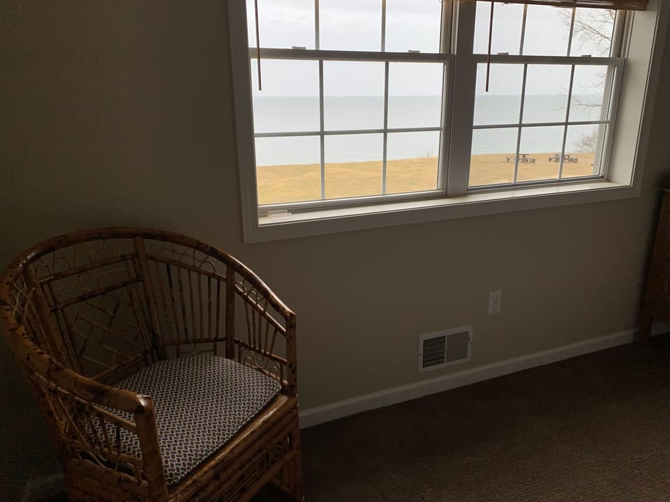 Upstairs bedroom #3. Another terrific view!