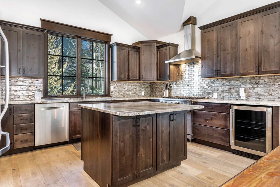 Create your own meals in the fully equipped kitchen!