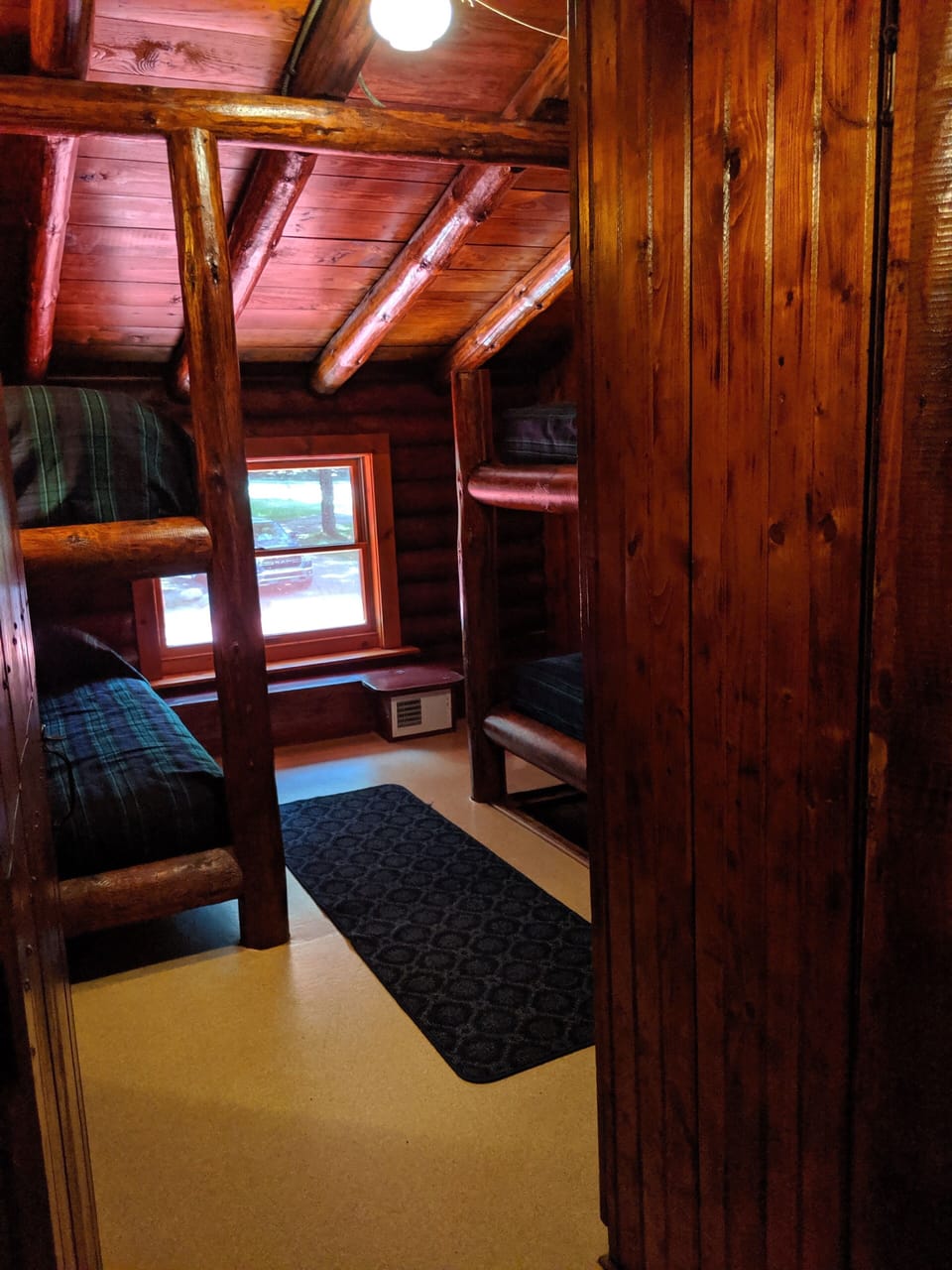 2nd floor bunk room - 2 twin bunk beds