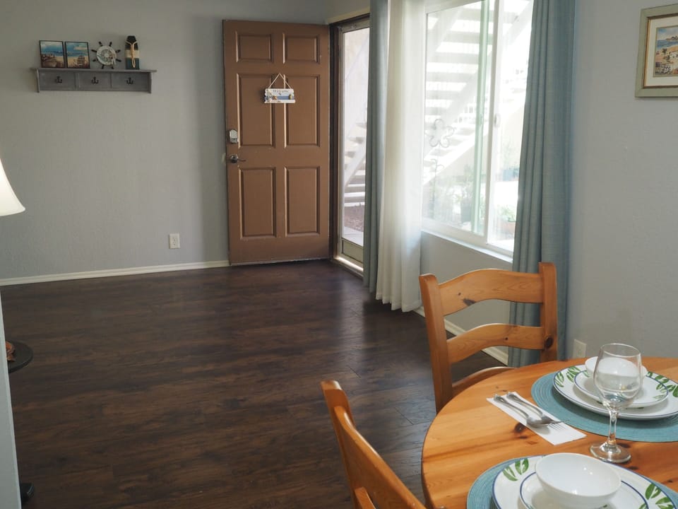 Entrance to living room