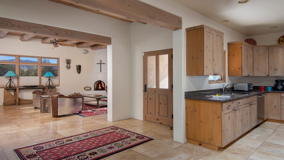 Entrance
kitchen and living area
