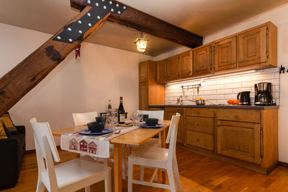 Complete dining set