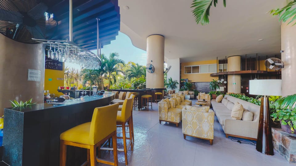 Condo - Image 17