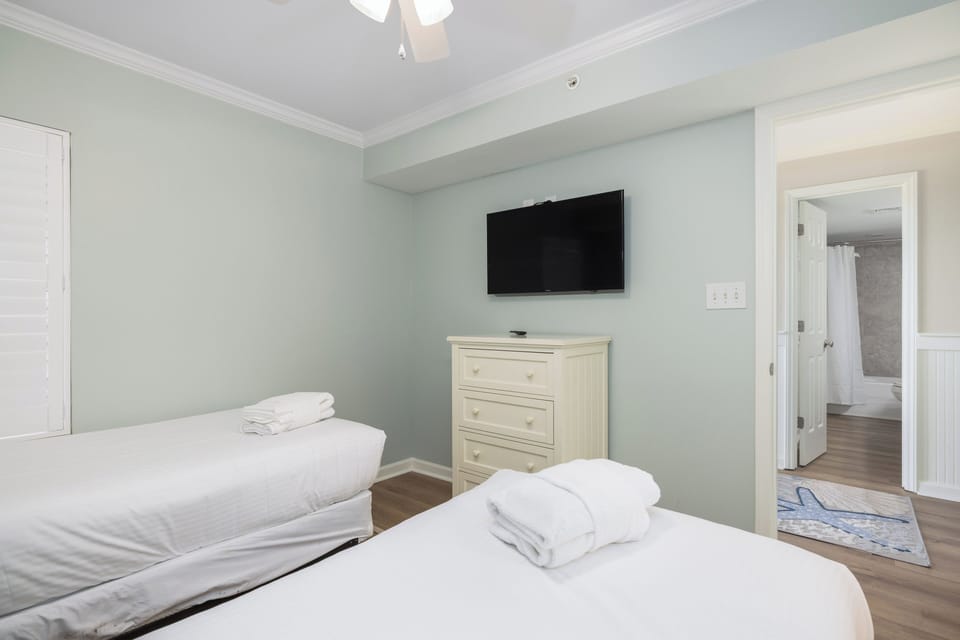 Twin Bedroom