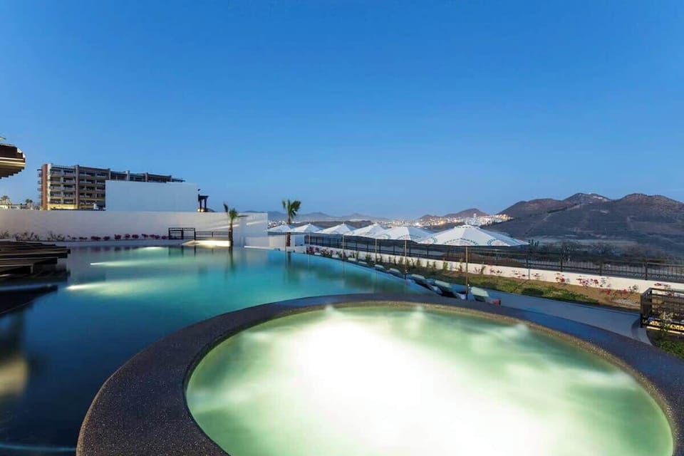 Jacuzzi in Copala clubhouse