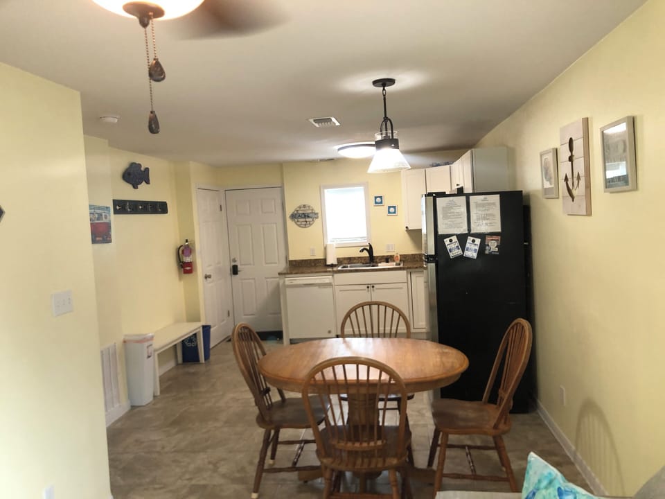 dining room and kitchen 