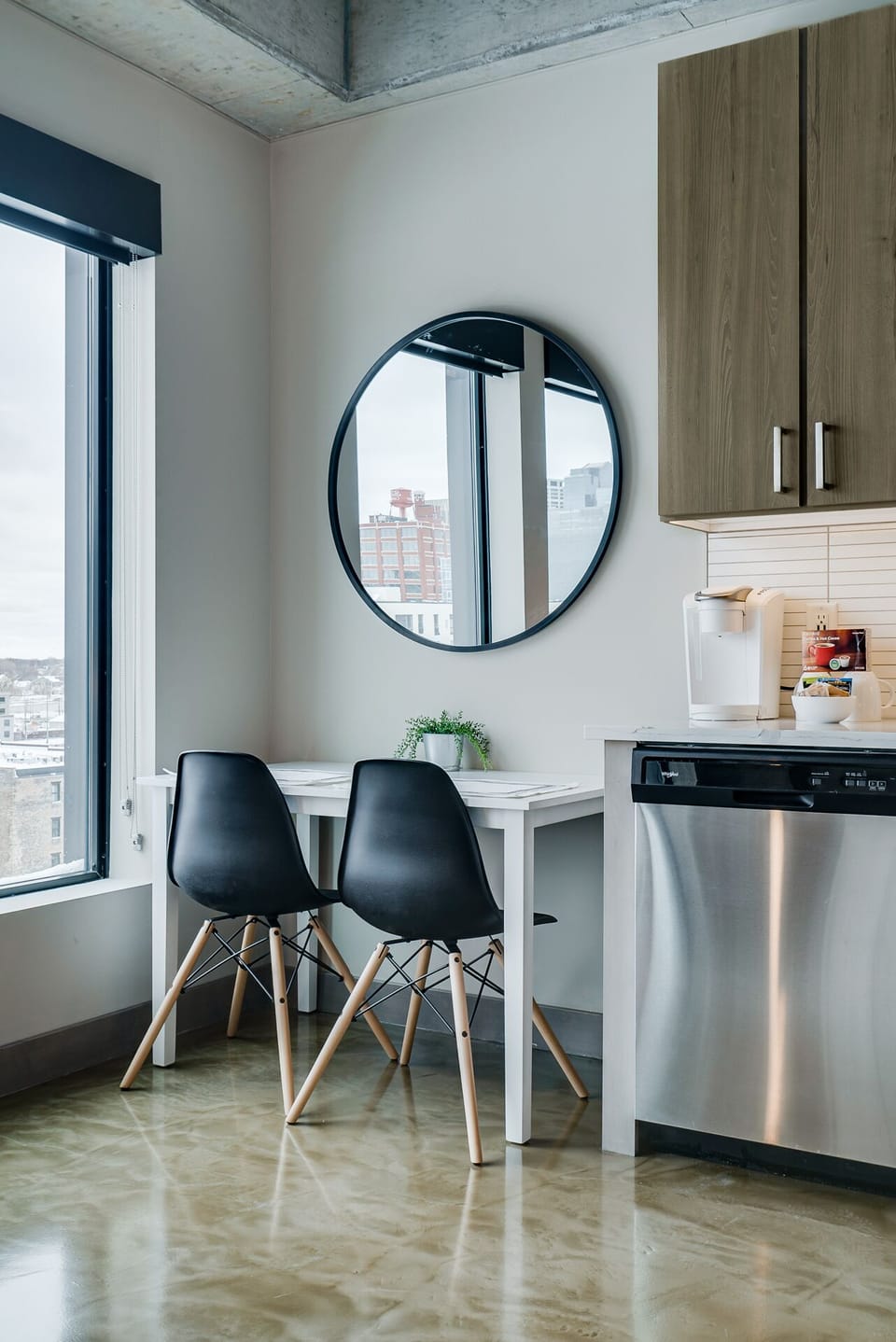Corner Table