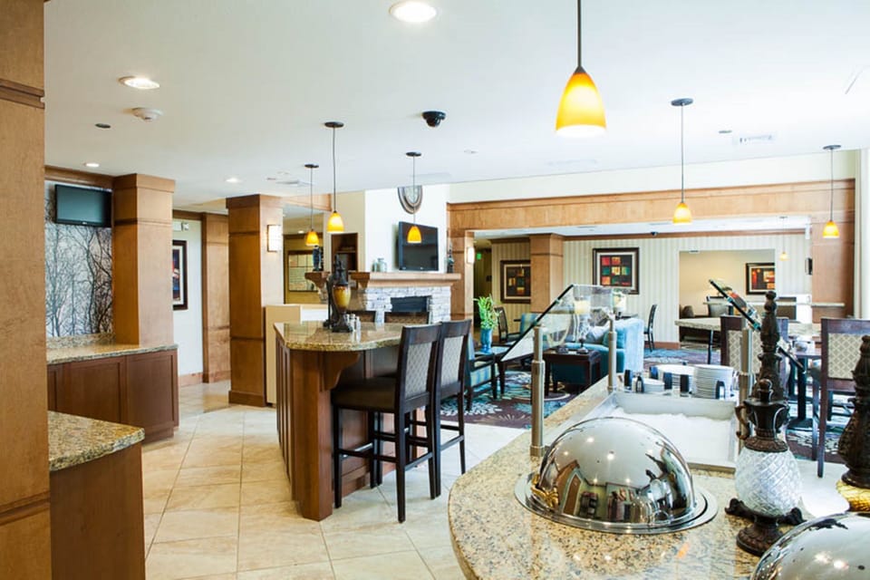 Enjoy a FREE breakfast every morning!