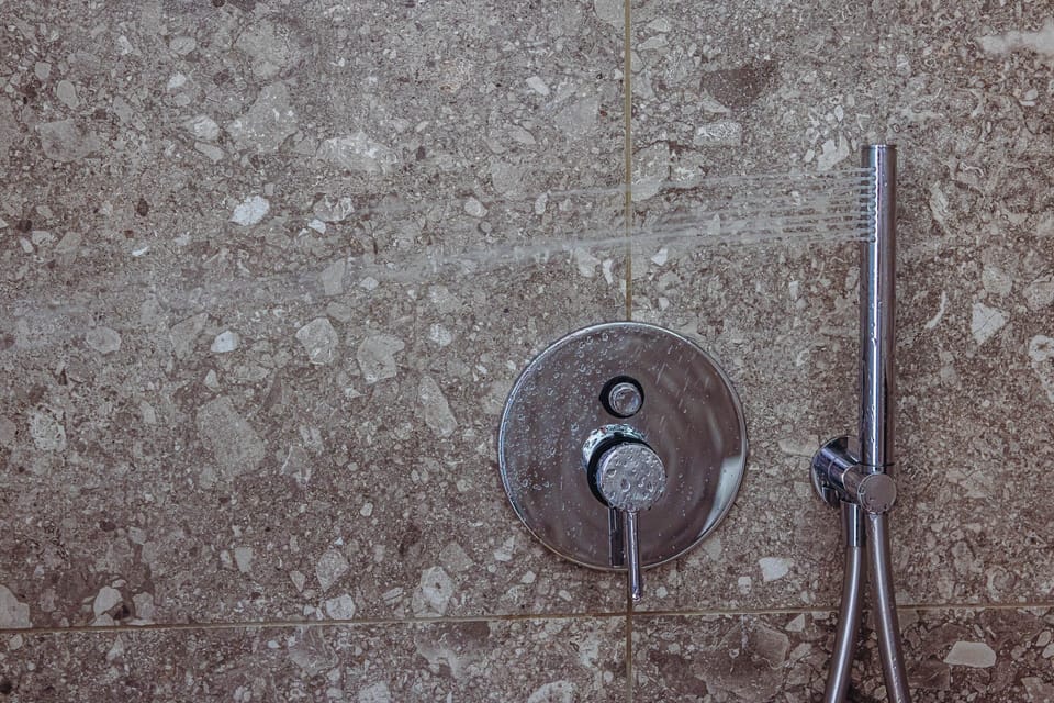 Hand-held showerhead