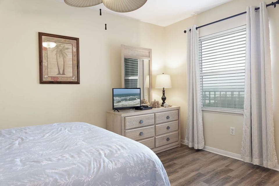 Bedroom 2 - The guest bedroom offers plush queen bedding, a private bathroom, and thoughtfully selected furnishings to make your stay truly unforgettable.