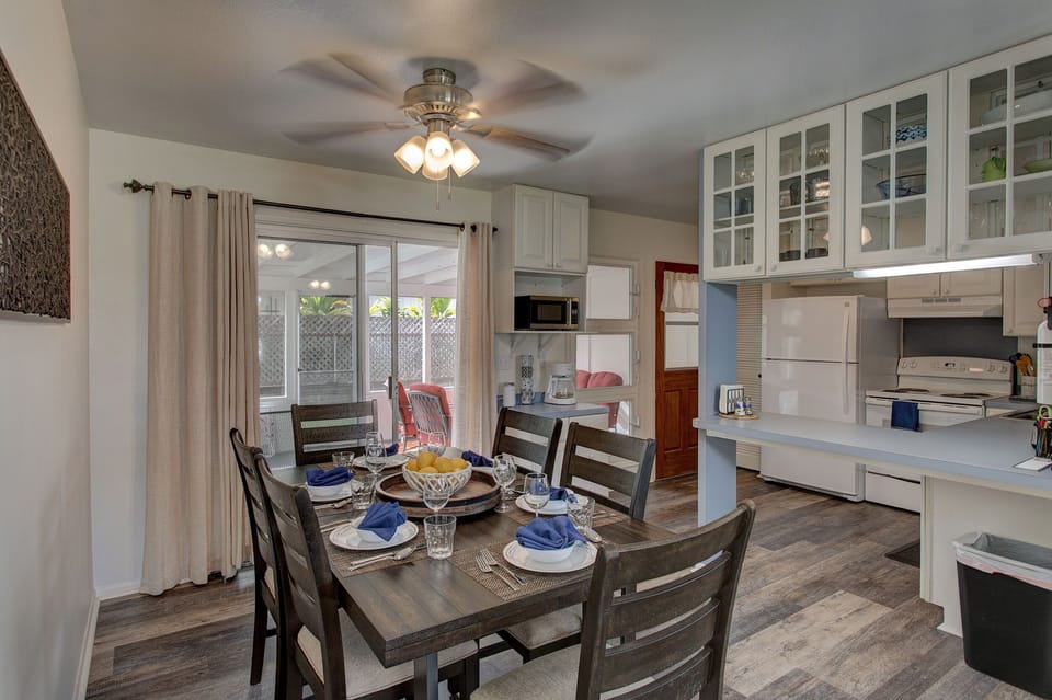 Dining/Kitchen