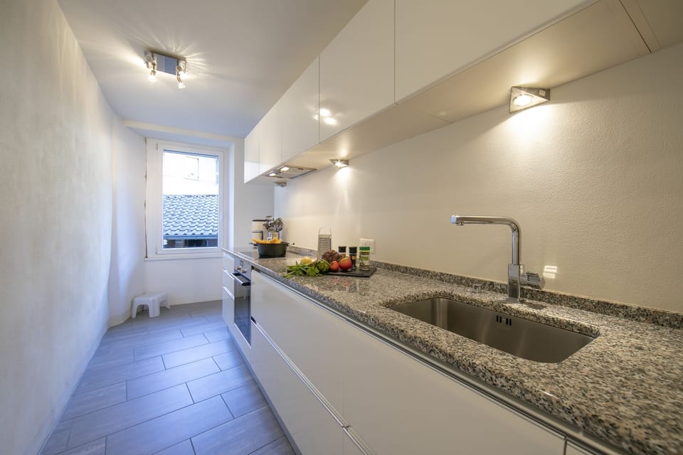 Full kitchen with dishwasher