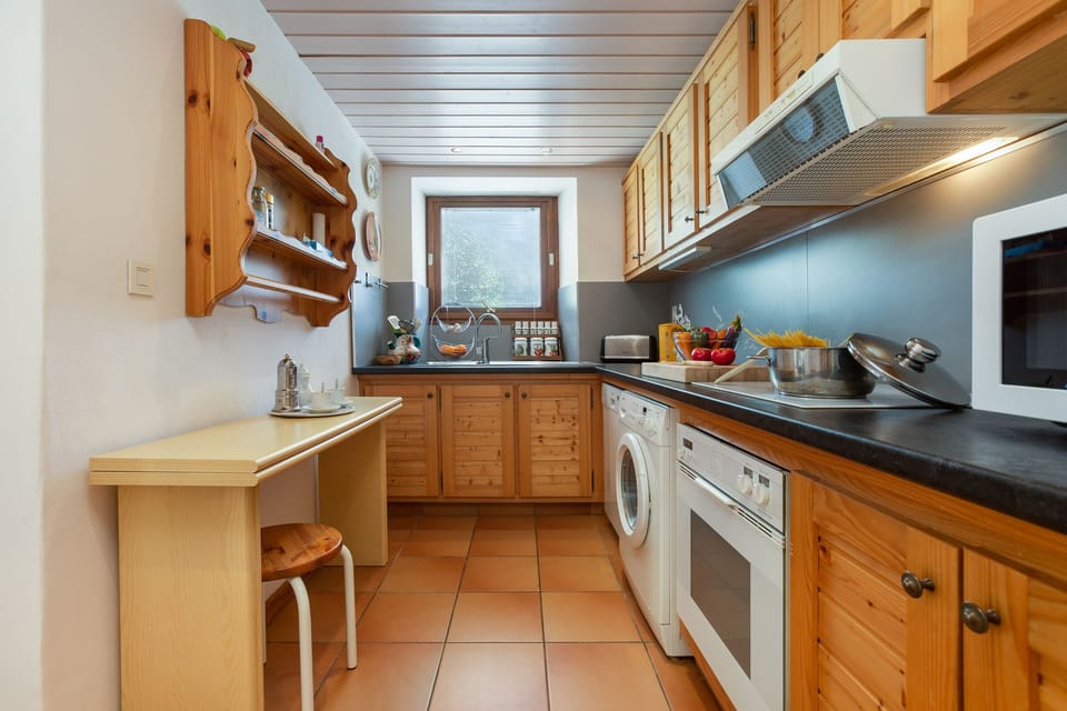 Fully equipped kitchen