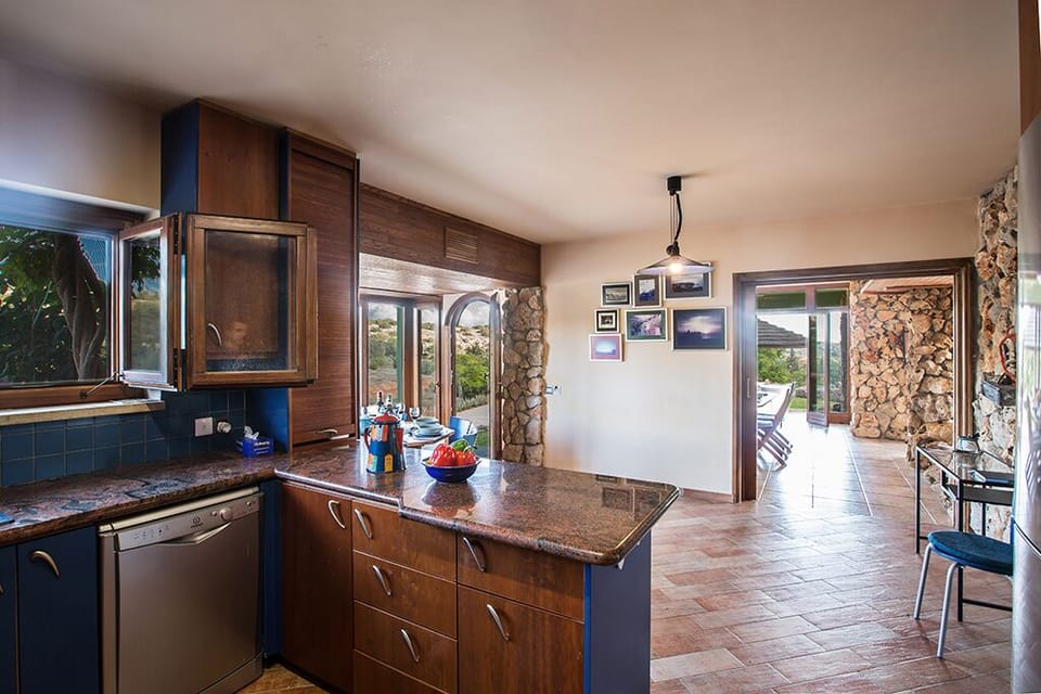 Fully Equipped kitchen with all appliances