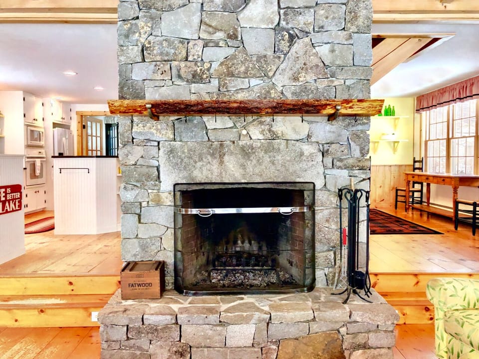 Cozy wood-buring fireplace!