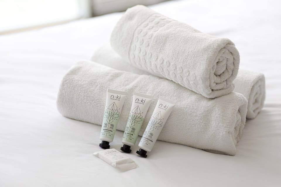 Bathroom amenities