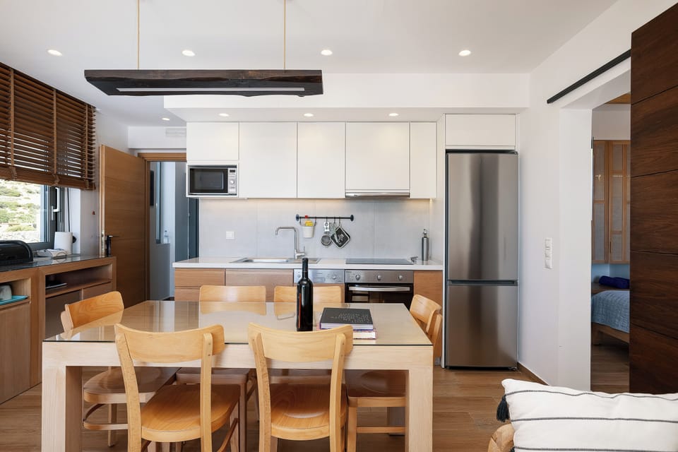 A fully equipped kitchen with top-quality fixtures.