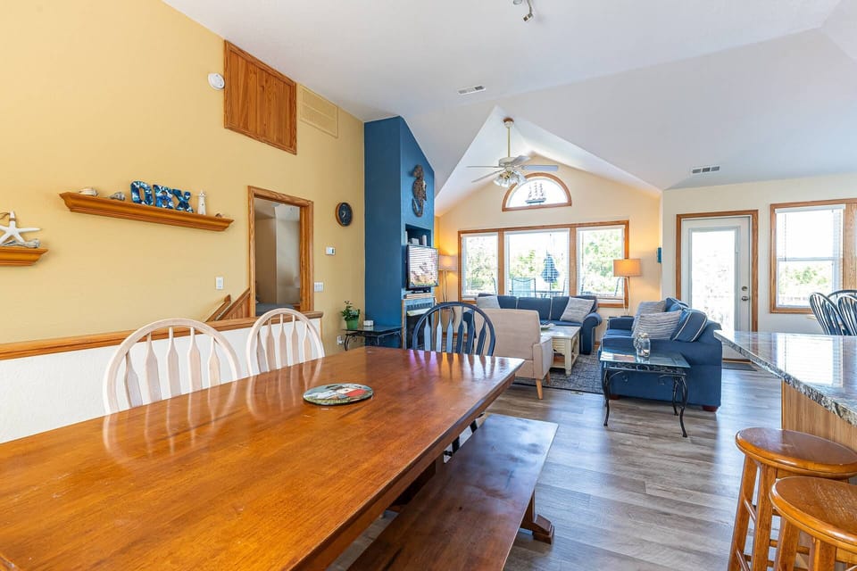 Additional Dining