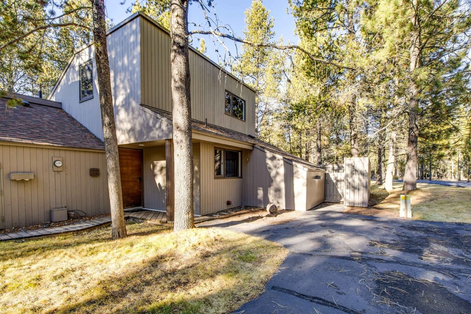 6 Meadow House Condo