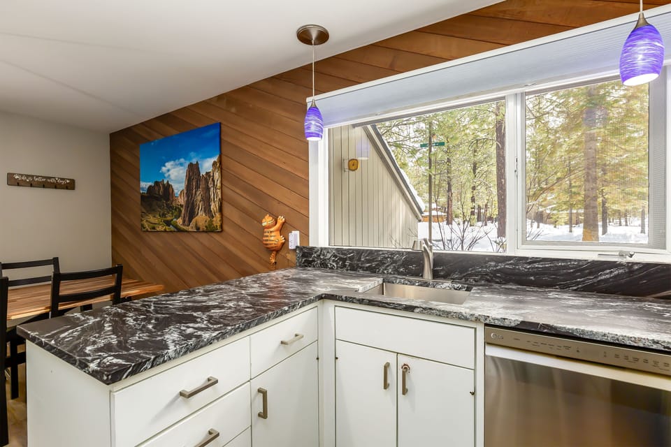 Kitchen - Main Level