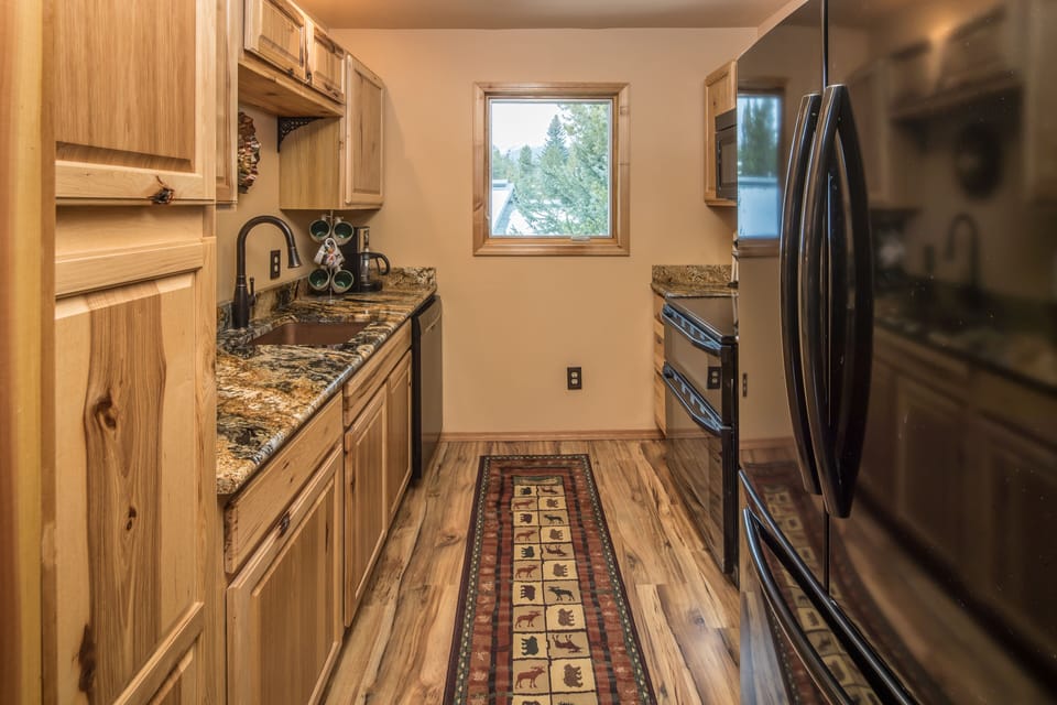 Cook a delicious meal | Main Level