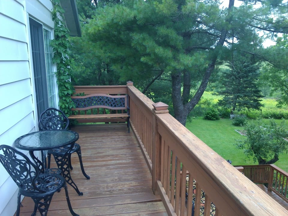 balcony connects both bedrooms