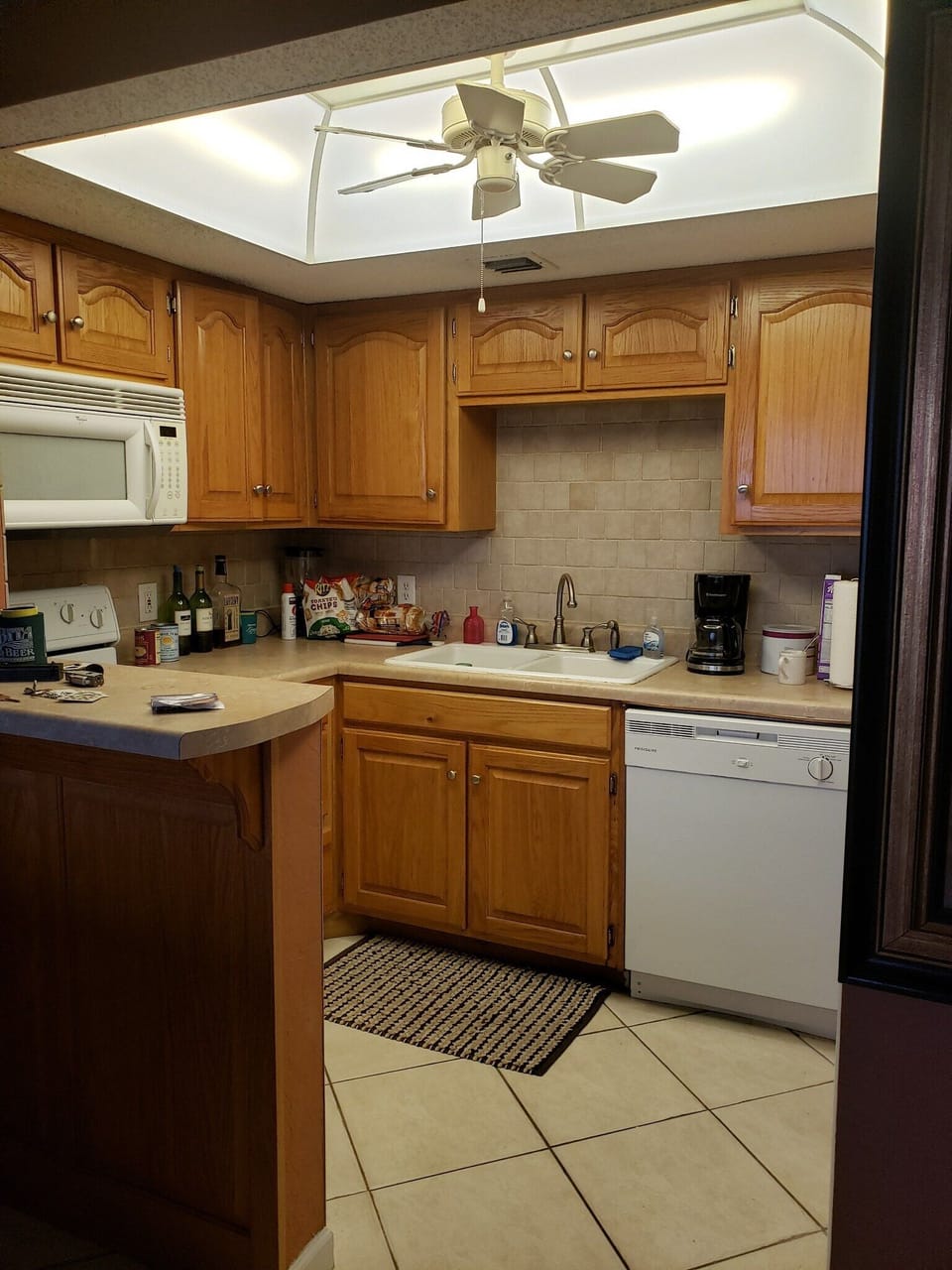 Fully Functional Kitchen with Oven Stovetop Full Size Fridge