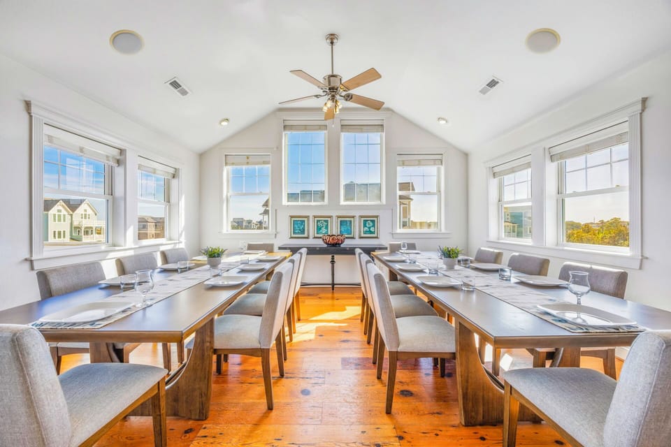 Surf or Sound Realty - 564 - High Seas - Dining Area -3