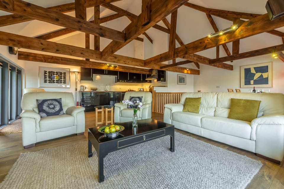Copperhouse View, Hayle. First floor: Open plan sitting room