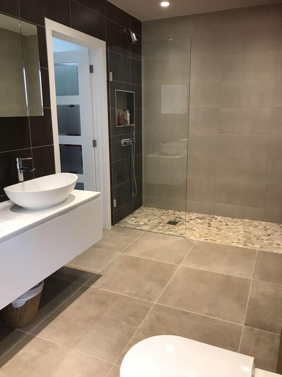 Master ensuite