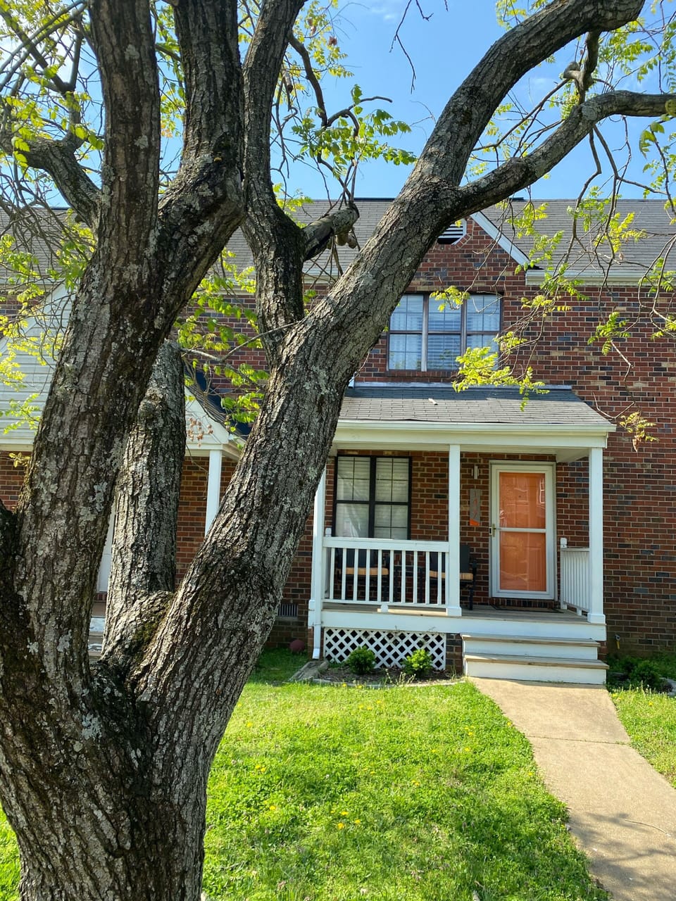 Pet Friendly VCU 3 Bedroom Townhouse with Fenced Yard