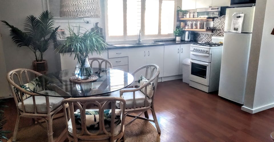 Fully equipped kitchen with stove, fridge, etc. & yummy breakfast provisions