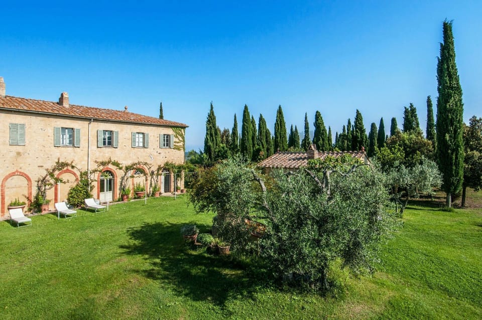 Building Exterior, Garden