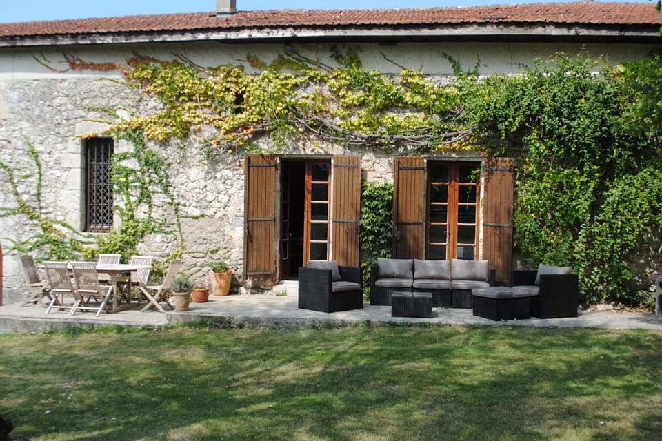 outside dining and seating area